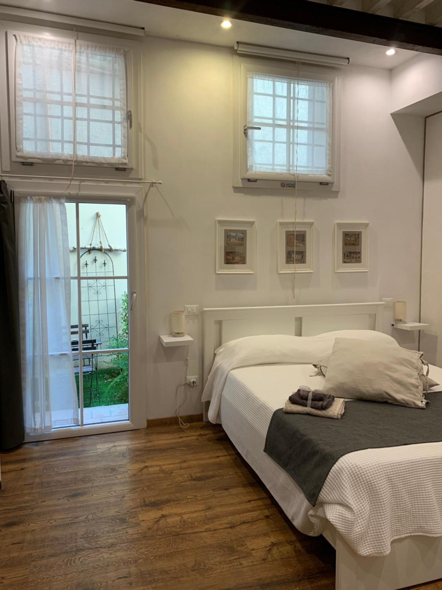 San Pierino Charming Rooms Лукка Экстерьер фото